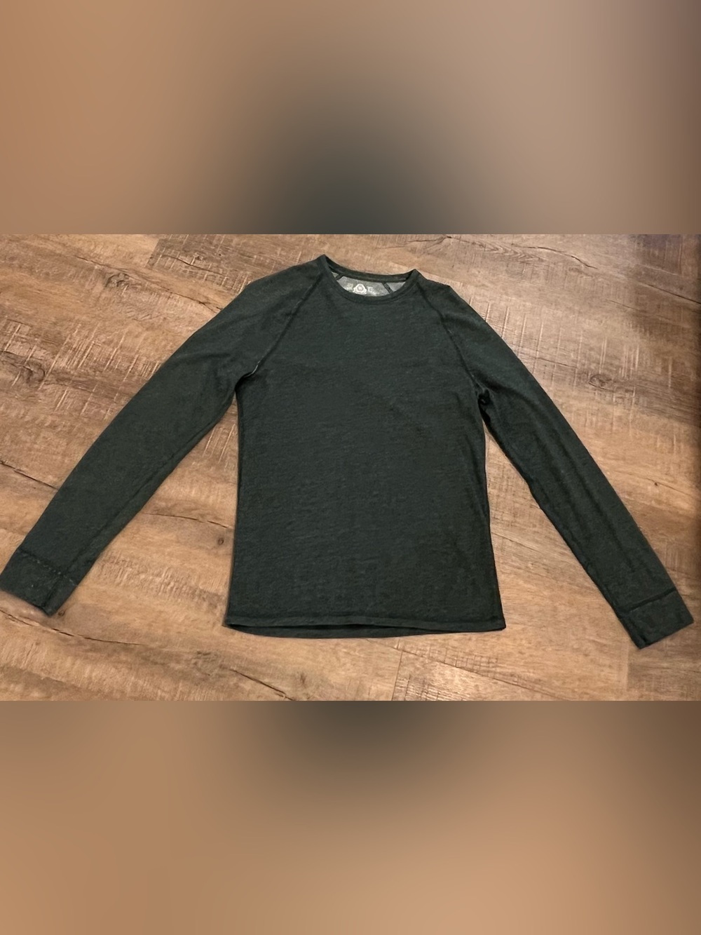 American Rag mens medium Heathered Forest Green Crewneck long sleeve t shirt